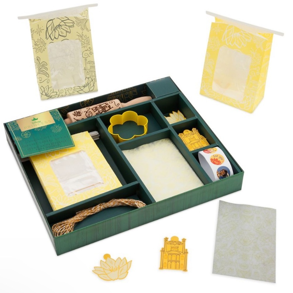 *NWT* Disney Tiana Baking Gifting Set The Princess and the Frog